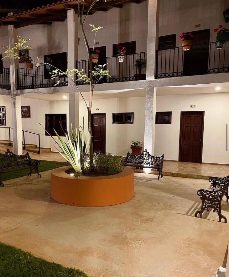 Hotel Casa Francisca Mazamitla. Exteriör bild